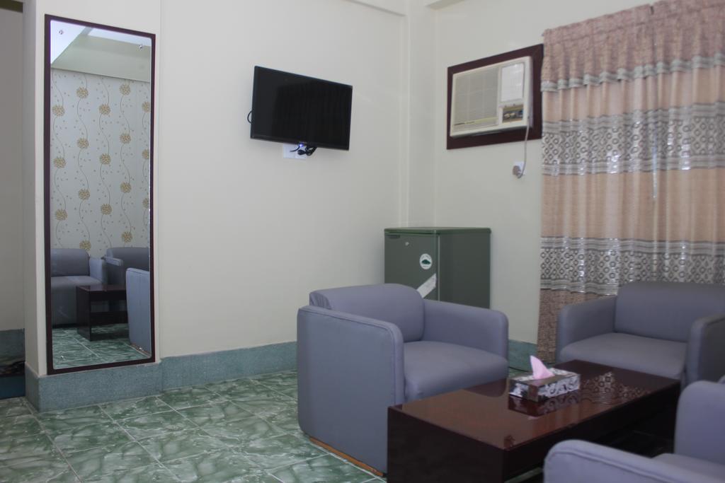 Golden Inn Chattagram Ltd Читагонг Екстериор снимка