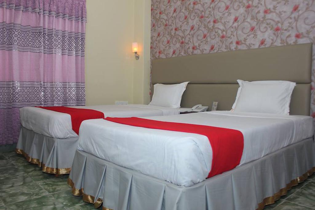Golden Inn Chattagram Ltd Читагонг Екстериор снимка